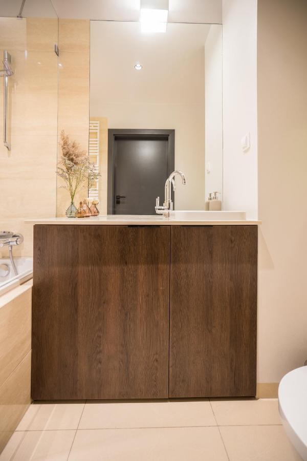 Oomph Warsaw Central Luxurious Air-Conditioned Apartment With Balcony エクステリア 写真
